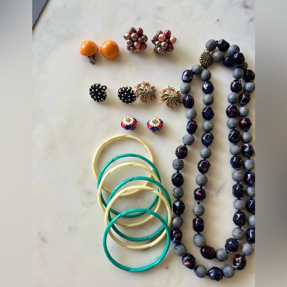 Vintage Costume Beaded Jewelry Necklaces Earrings Bracelet floral green orange - Picture 7 of 15